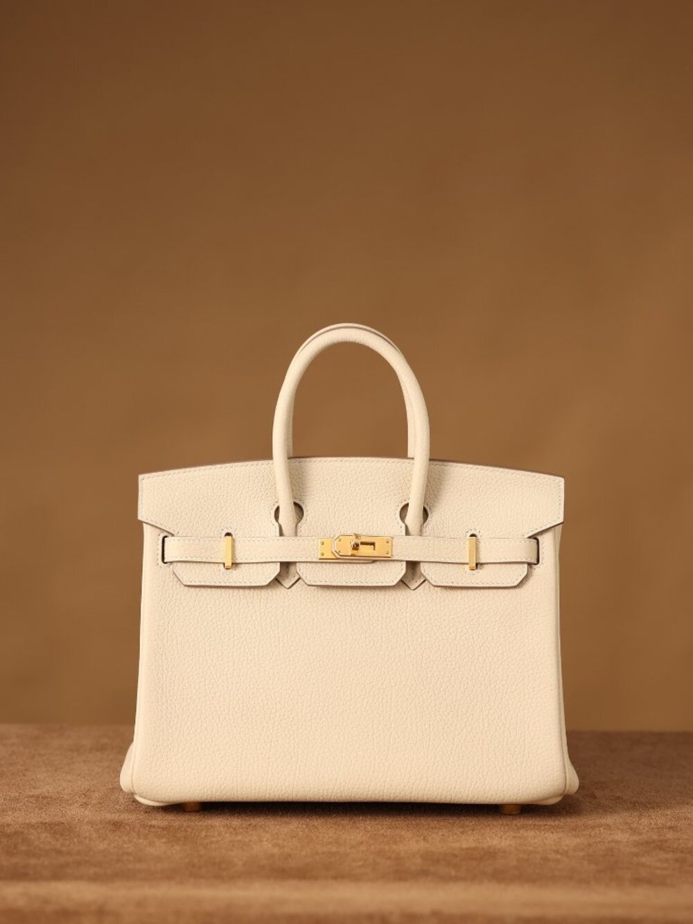Classic Hermes bag: A Stylish and Versatile Choice for Elegance